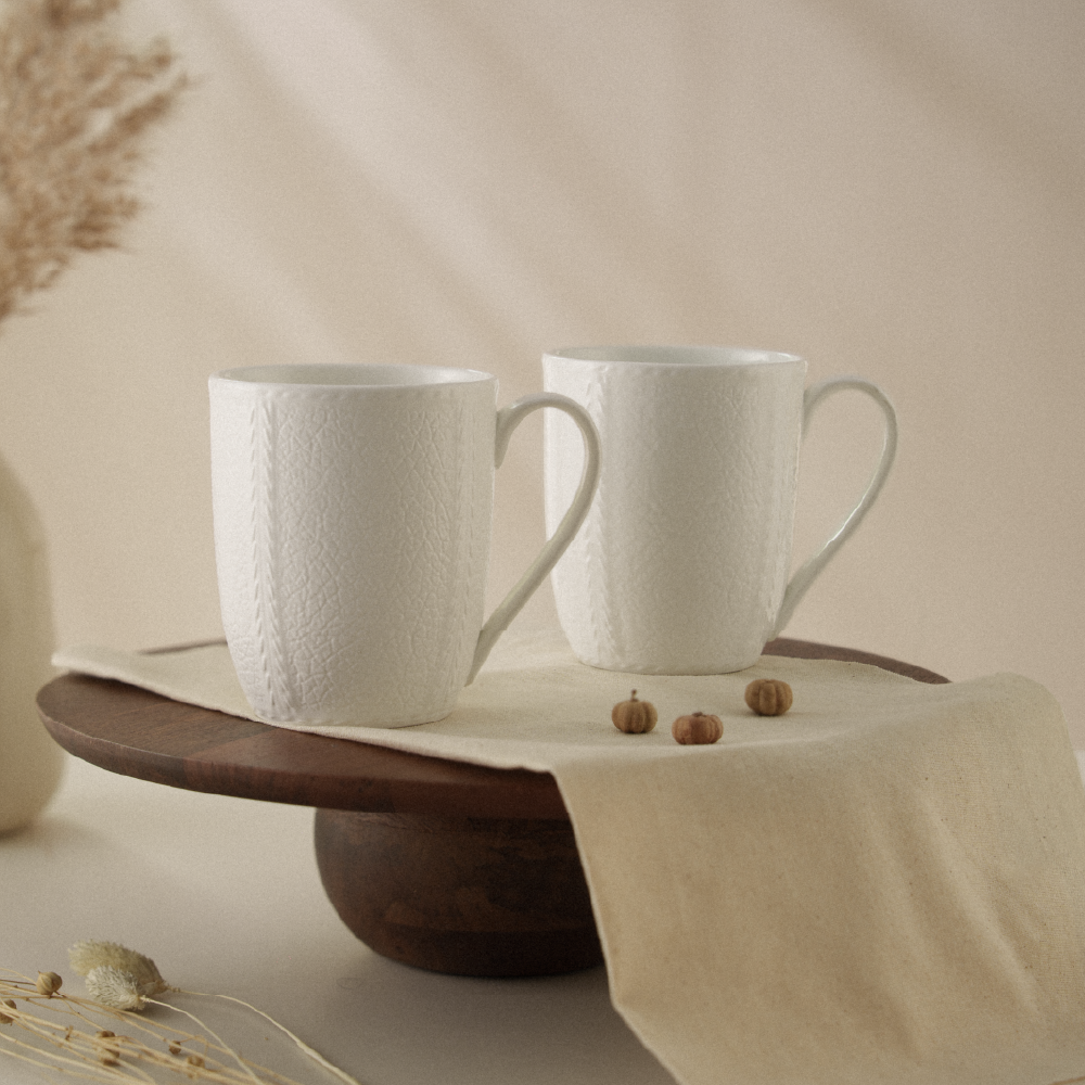 Elva Porcelia Mug. Ivory